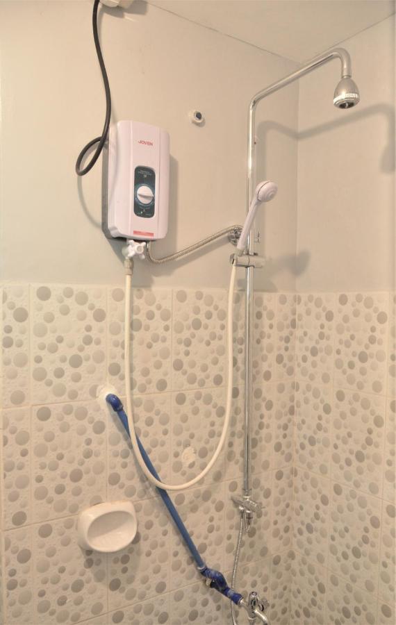 Spacious Cozy Room For Rent Near Naia Пасай Екстериор снимка